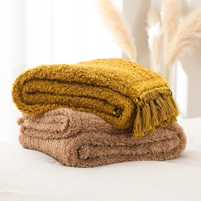 Ultra Soft Cozy Sherpa Throw Blanket, Light Weight Warm Decorative Throw Blanket with Tassel, Mustand Yellow Pattern Reversible Boho Style Blanket for Sofa, Couch, Bedroom,Travel, 50”x60”